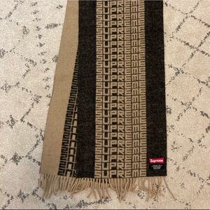Supreme wool blend scarf